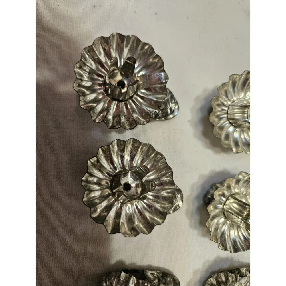 Vintage Christmas Tin Candle Holders Tree Clip Ons Pinecone Set of 12 Ornaments